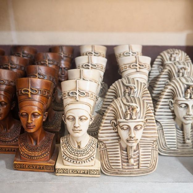 Picture of Pharaonic statue of Nefertiti