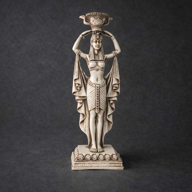 Picture of Statue of a pharaonic girl carrying a jar