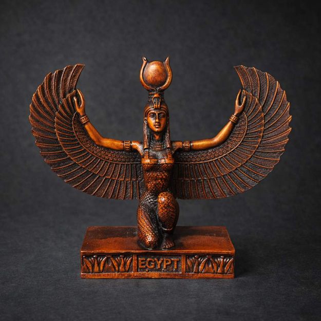 Picture of Statue of the winged goddess Isis
